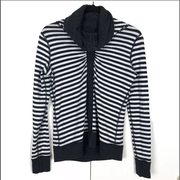 LULULEMON STRIPED LONG SLEEVE TURTLENECK SWEATER 2